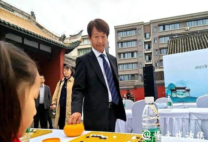 棋圣聂卫平晚年家事变迁:从儿媳小林清芽的分寸感看中日围棋界的温情纽带 棋圣聂卫平晚年家事变迁:从儿媳小林清芽的分寸感看中日围棋界的温情纽带